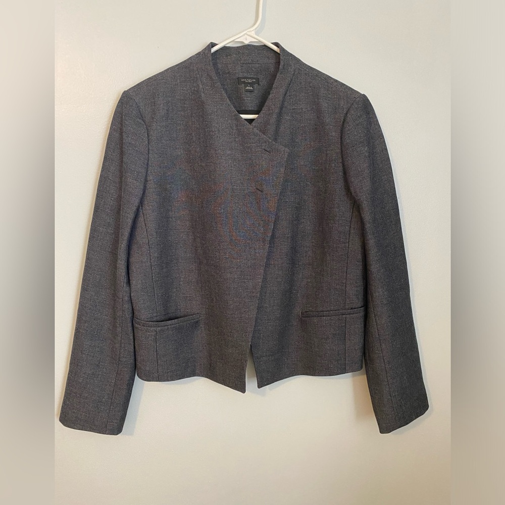 Ann Taylor Gray/black  Blazer Large